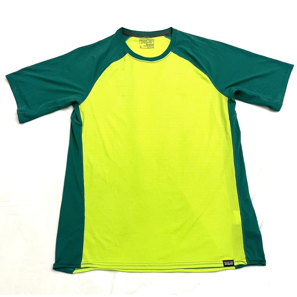 Patagonia Lightweight Capilene Baselayer T Shirt Mens Medium‎ Green 45651